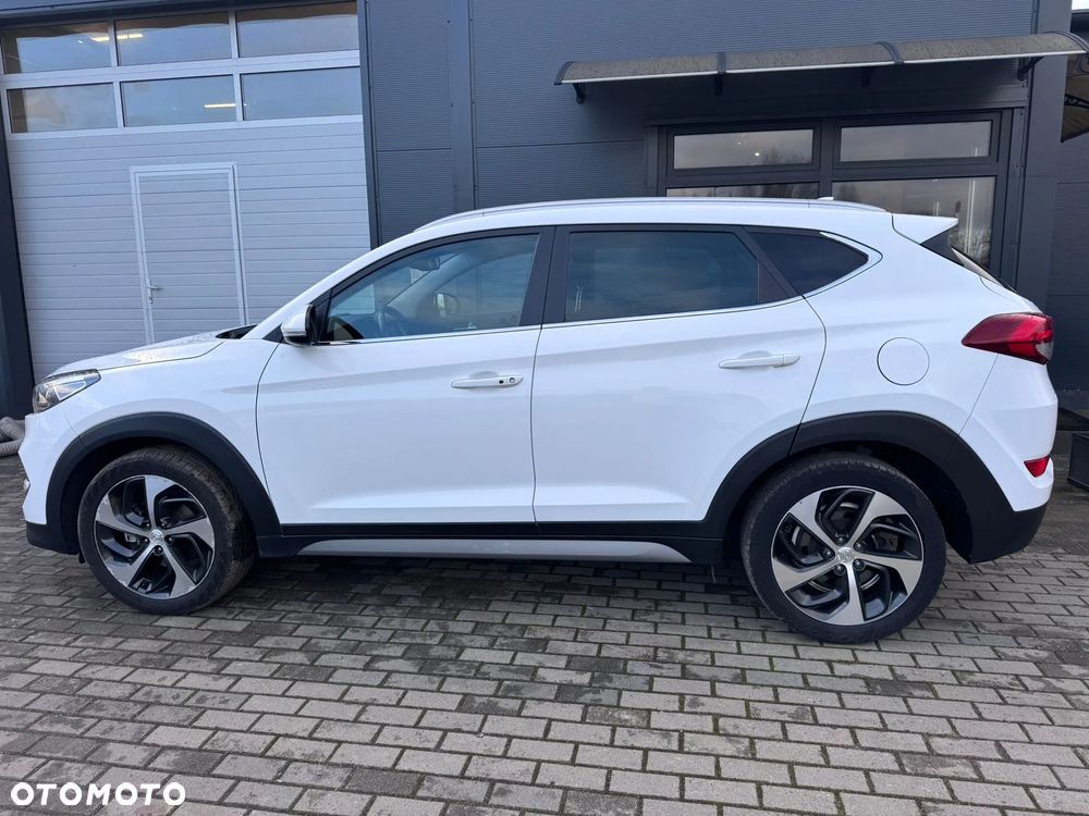 Hyundai Tucson blue 1.7 CRDi 2WD DCT Premium - 28