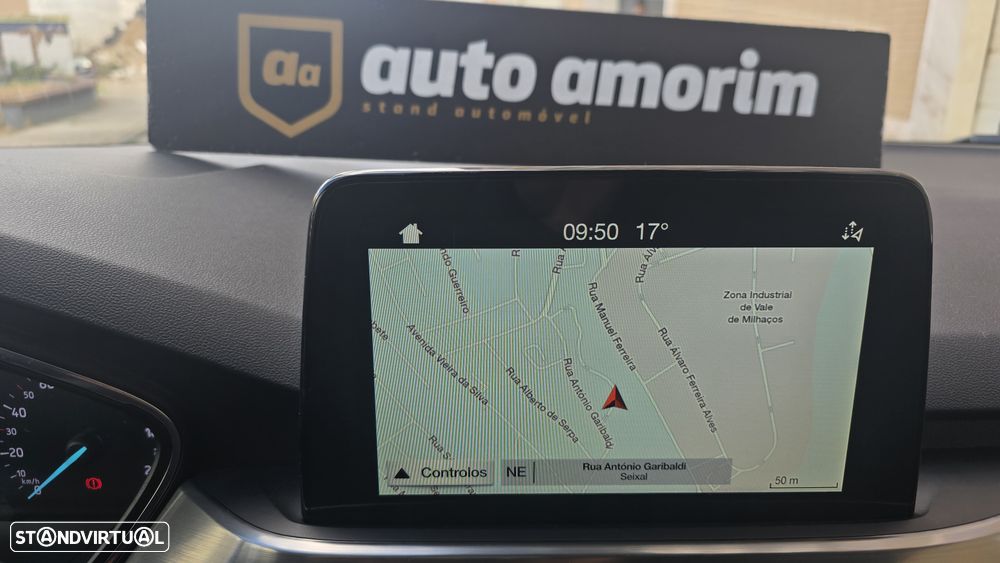 Ford Focus 1.0 EcoBoost Titanium - 32