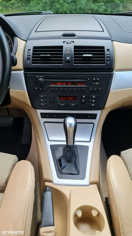 BMW X3 2.5si - 20