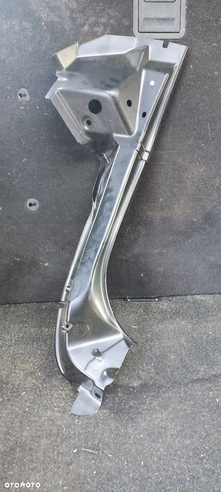 FORD ECOSPORT POSZYCIE BŁOTNIKA TYŁ L1TZ-7845115-C