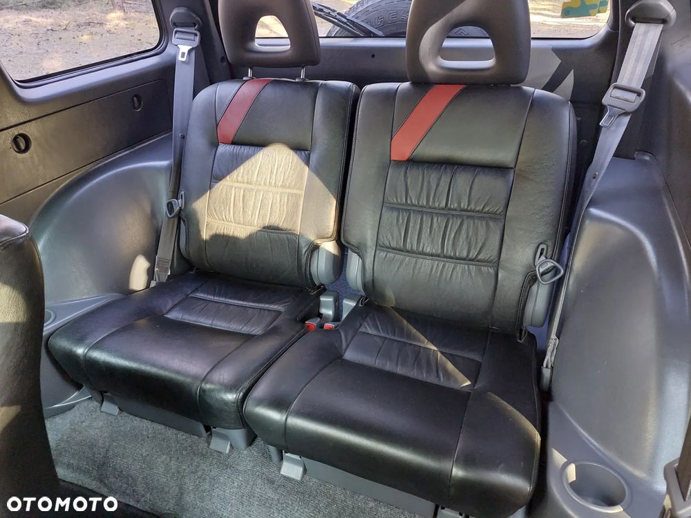 Toyota RAV4 2.0 - 25