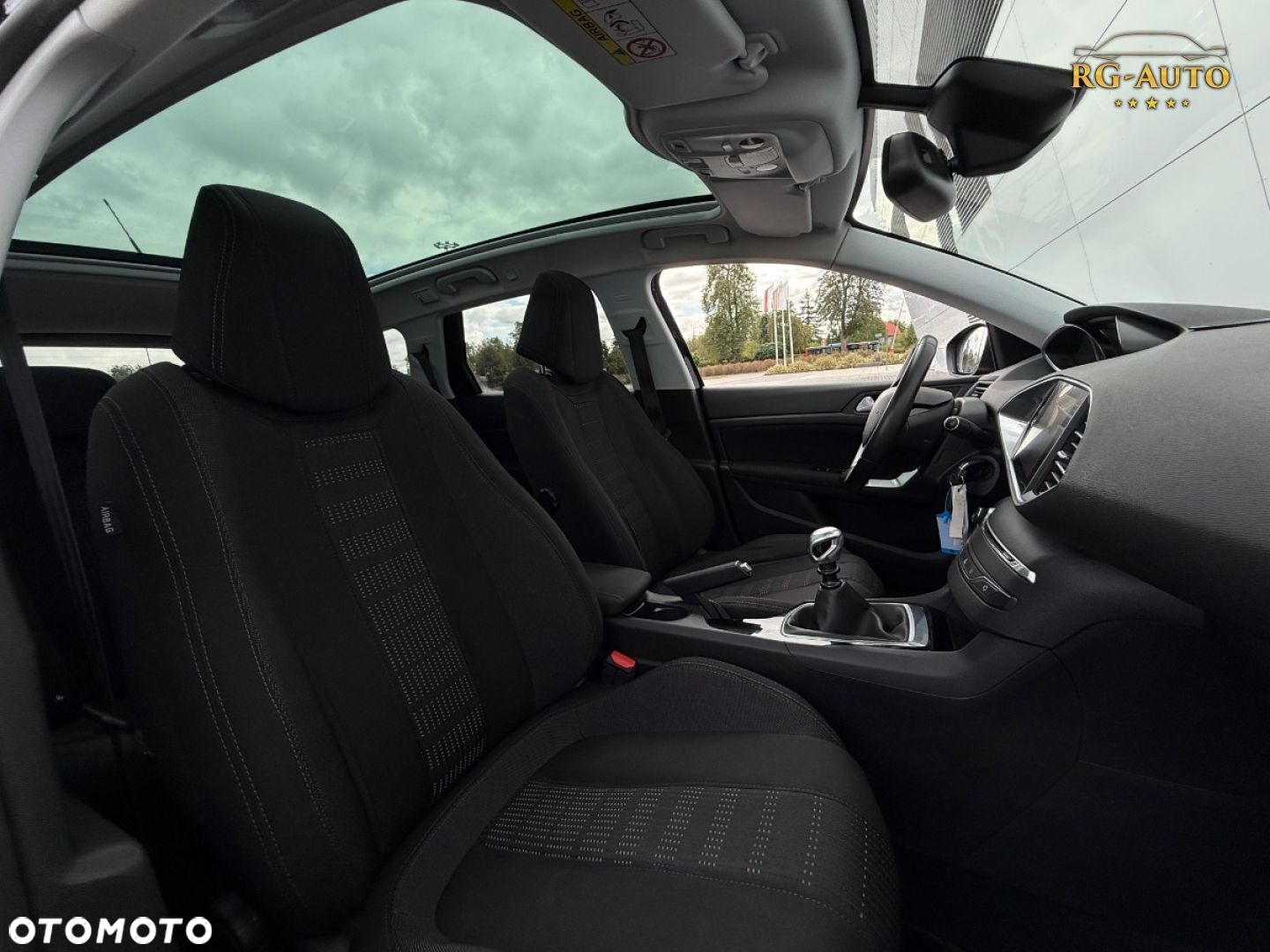 Peugeot 308 - 25