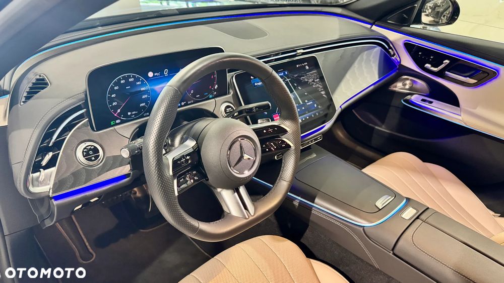 Mercedes-Benz Klasa E 220 d mHEV 4-Matic AMG 9G-Tronic - 11