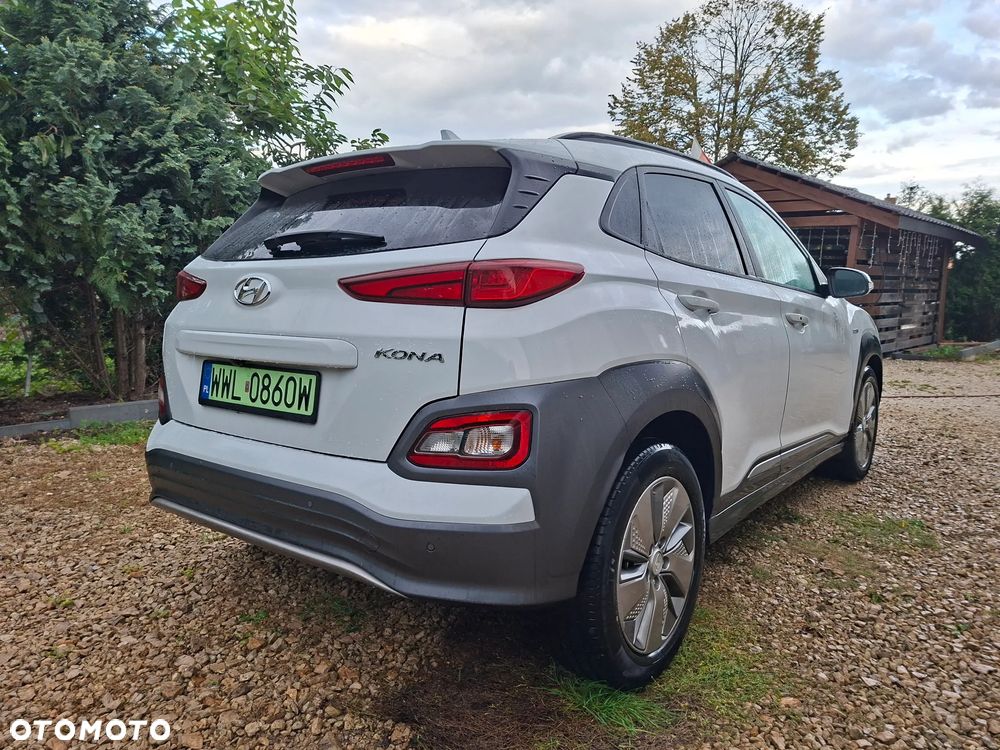 Hyundai Kona 64kWh Premium - 25