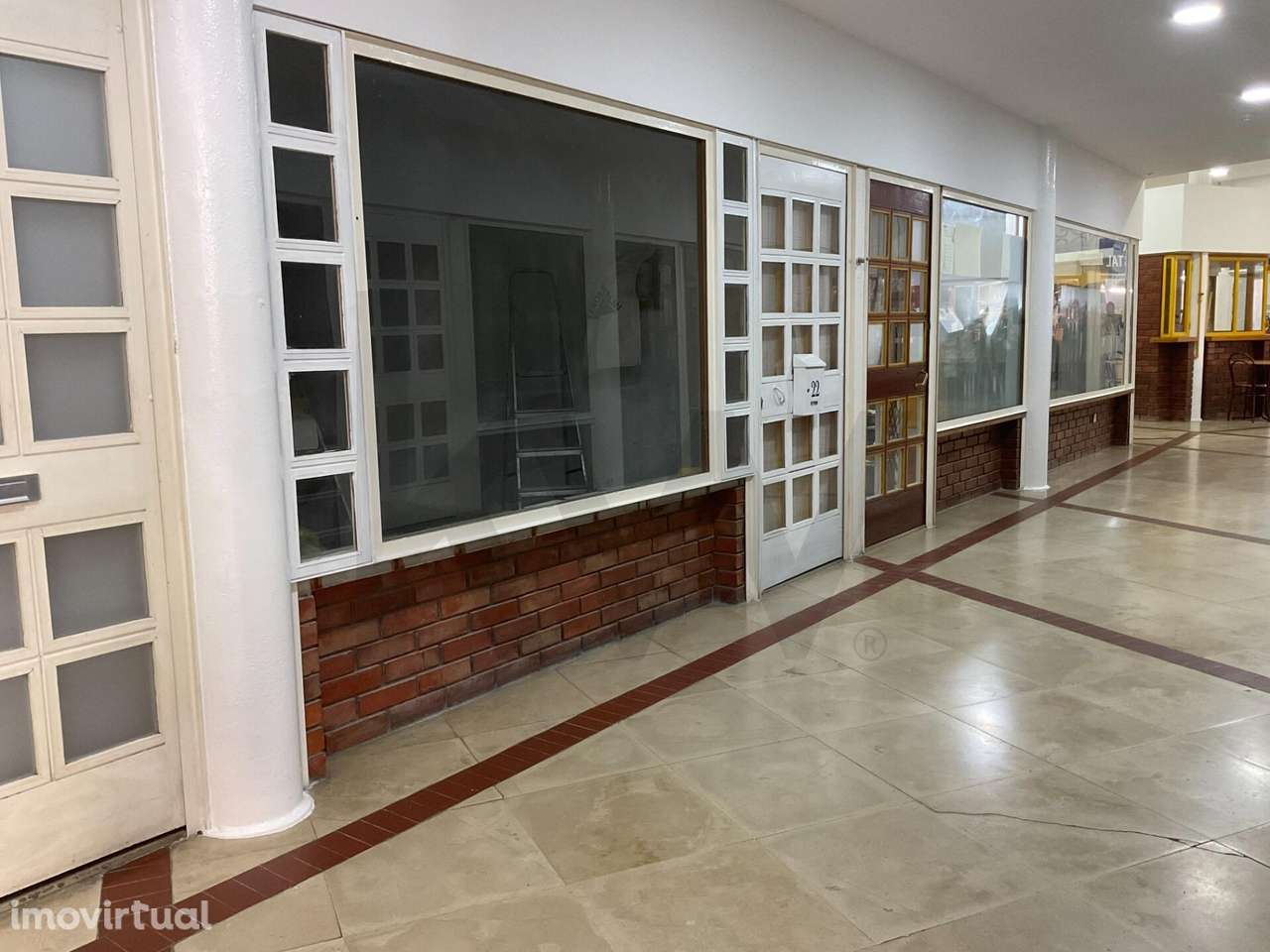 Espaço comercial no Beato com estacionamento - Grande imagem: 4/19