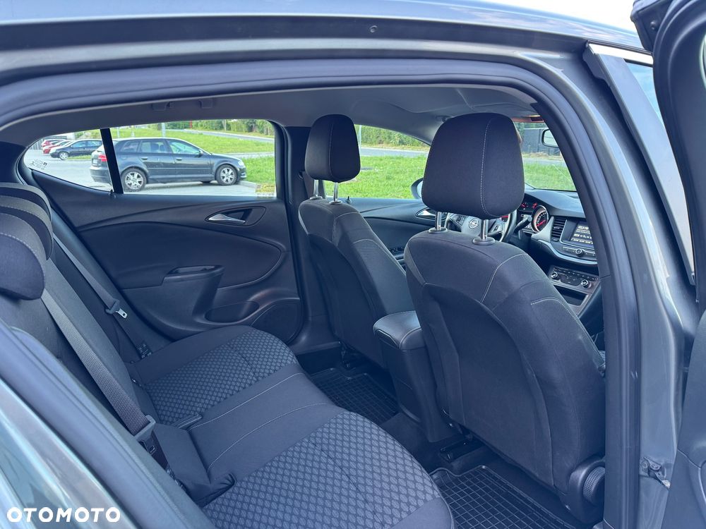 Opel Astra - 11
