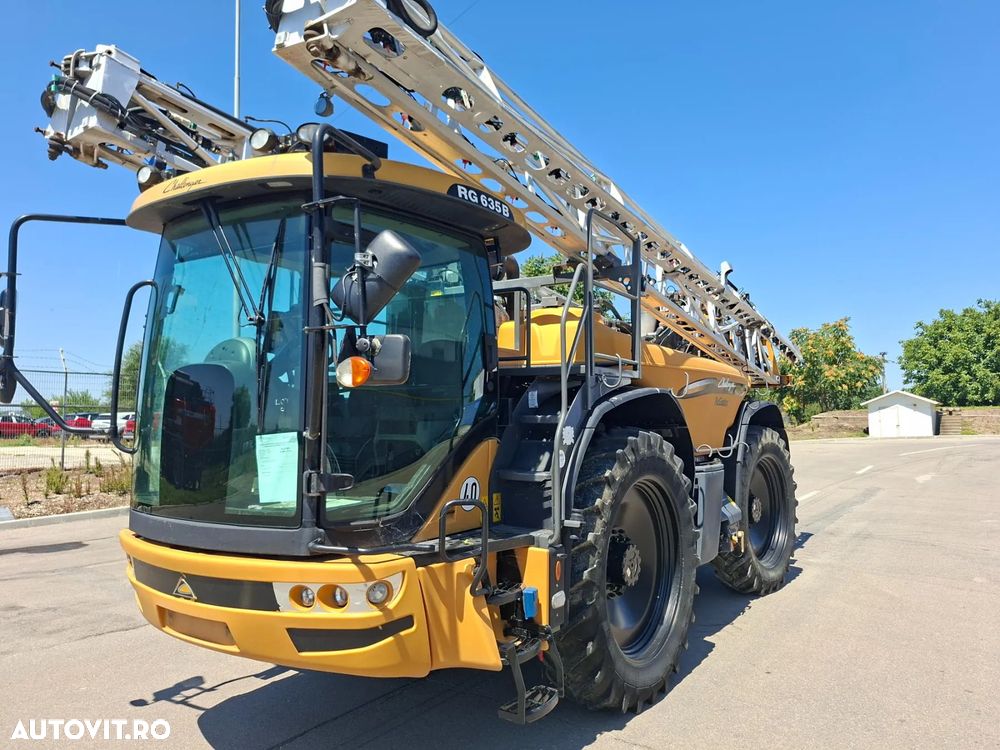 Challenger ROGATOR 635 SPRAYER - 3