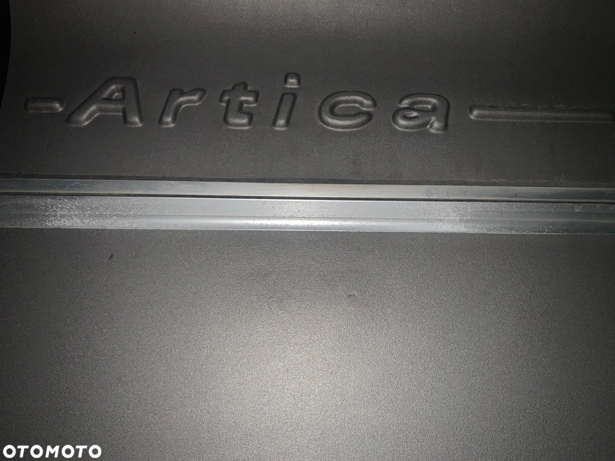 Inny artica - 4