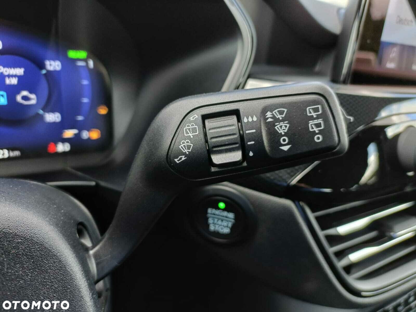 Ford Kuga - 19