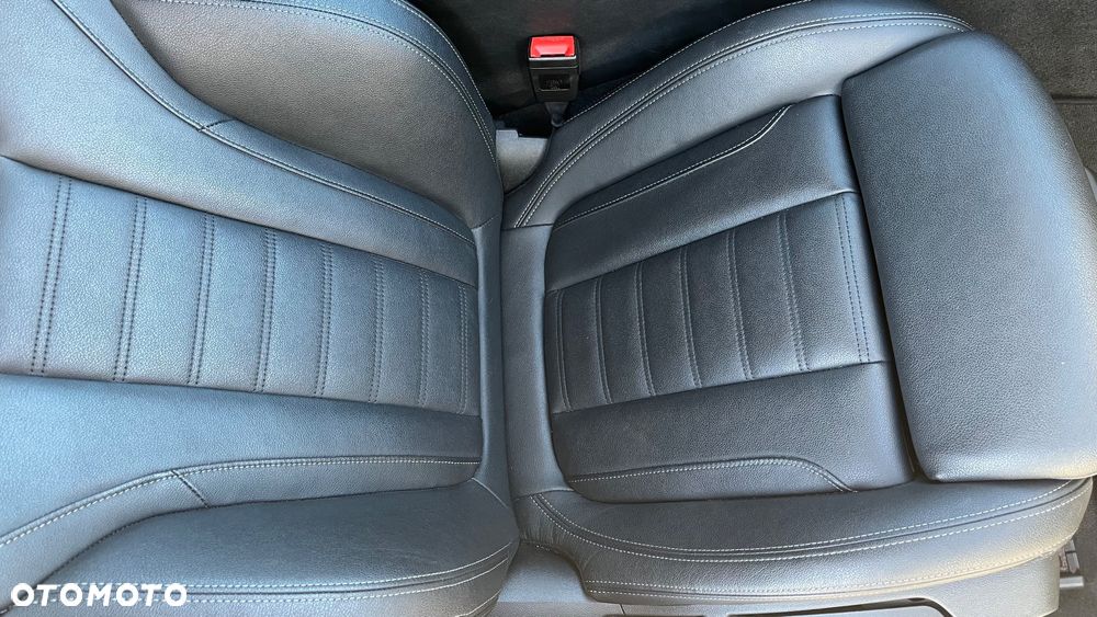 BMW Seria 3 320d Luxury Line Purity sport - 21