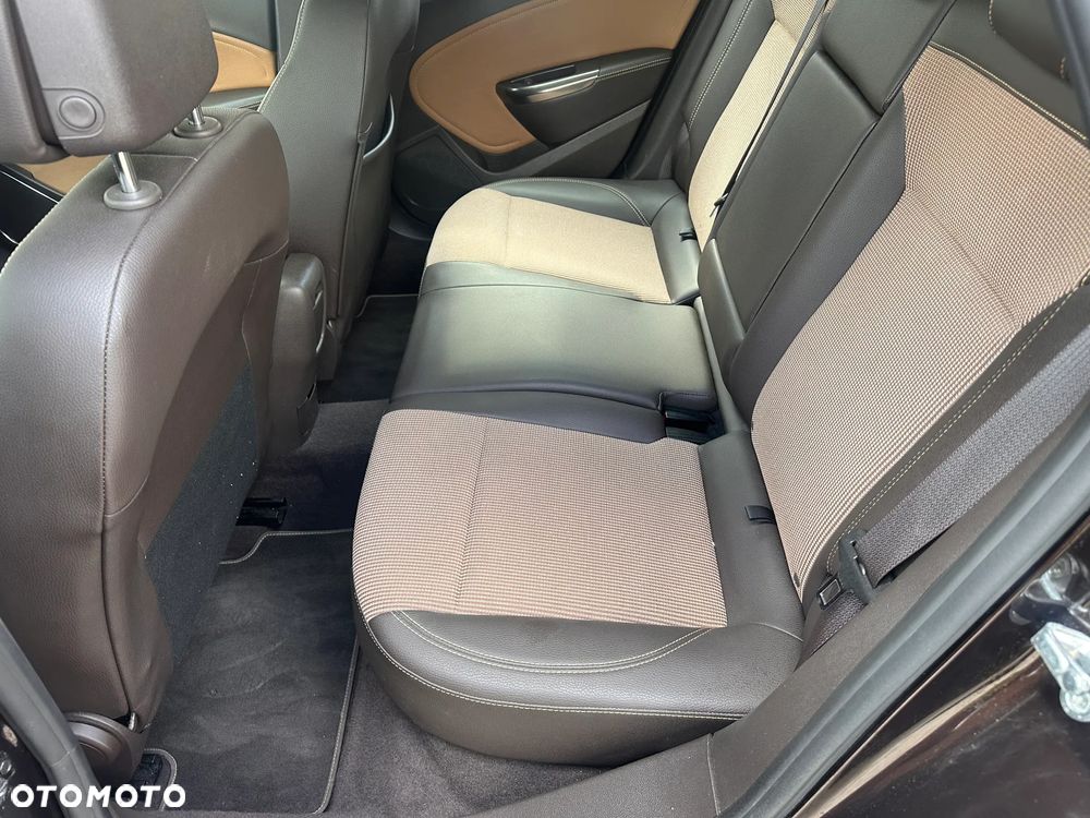 Opel Astra 2.0 CDTI Exklusiv - 22