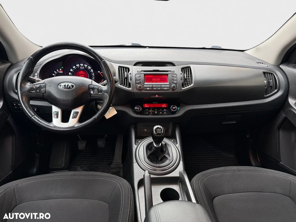 Kia Sportage 2.0 CRDI 4WD Attract - 9