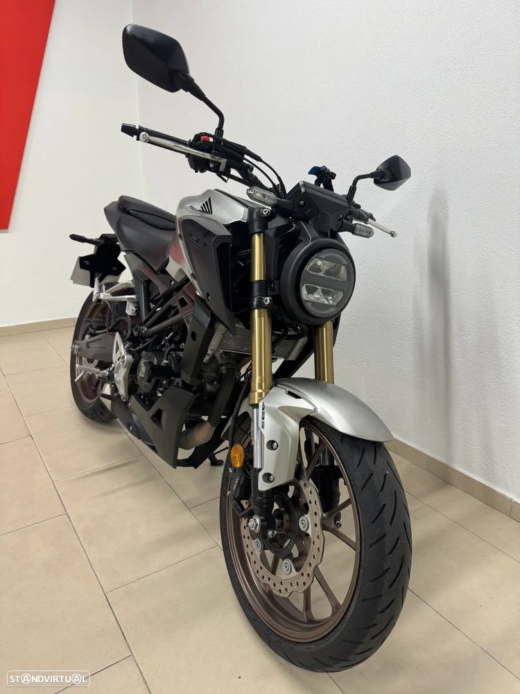Honda CB 125 R - 7