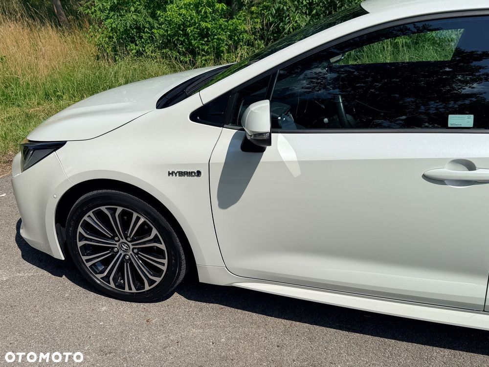 Toyota Corolla 1.8 Hybrid Comfort - 16