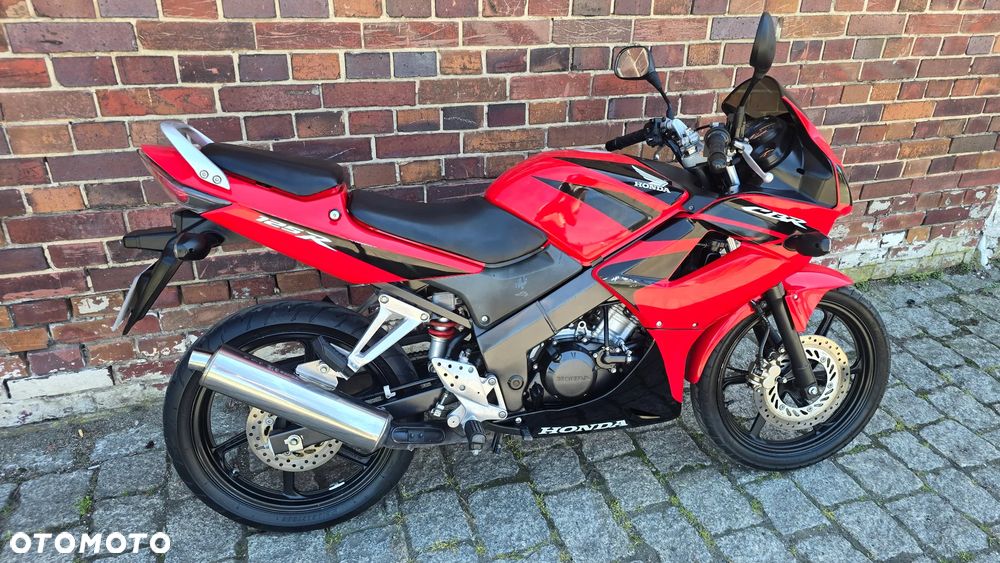 Honda CBR - 26