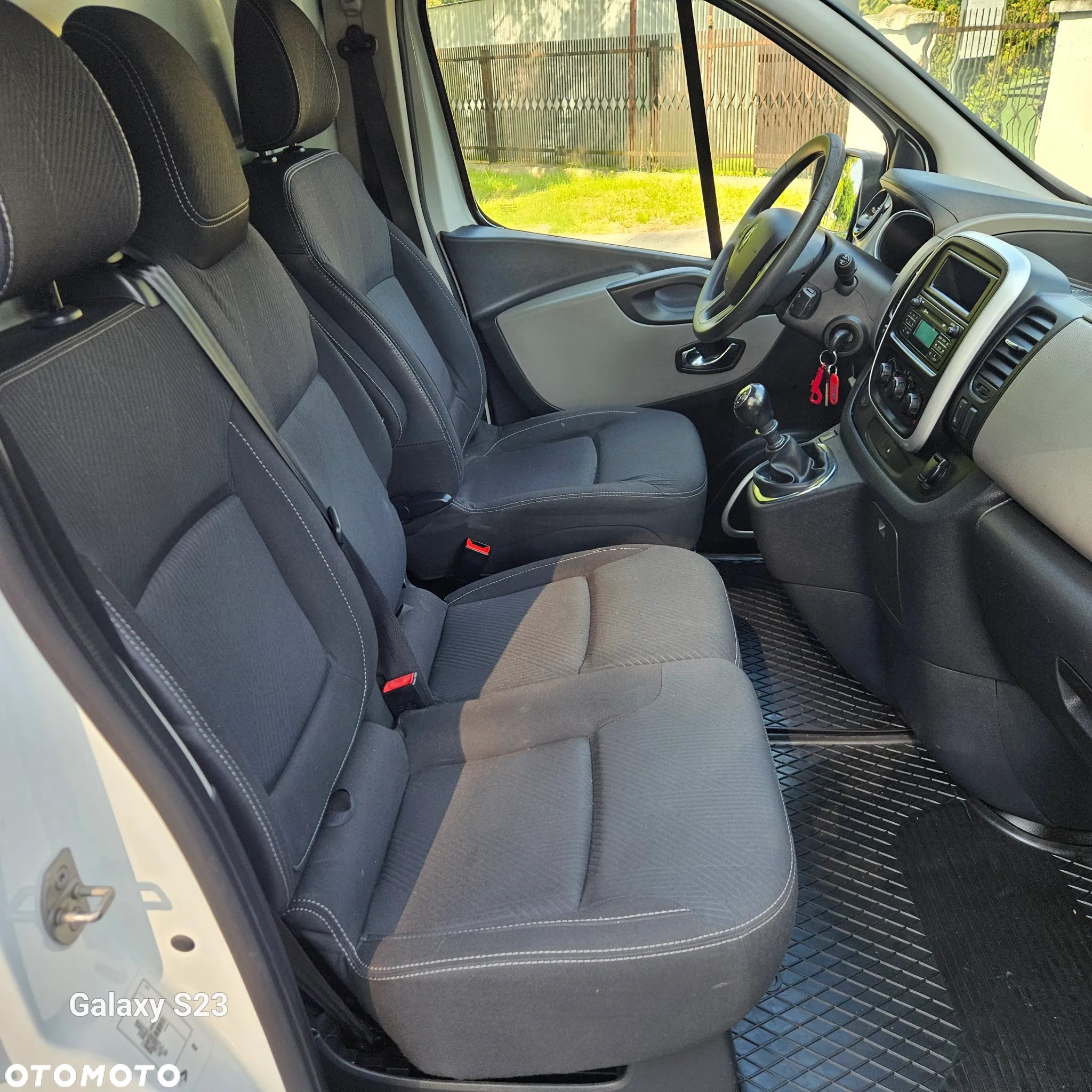 Renault TRAFIC - 29
