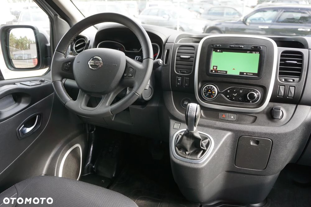 Nissan NV300 - 11