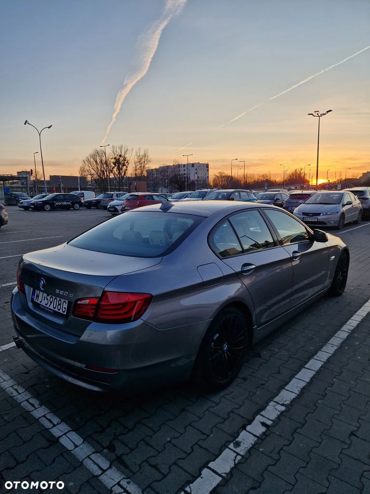 BMW Seria 5 - 22