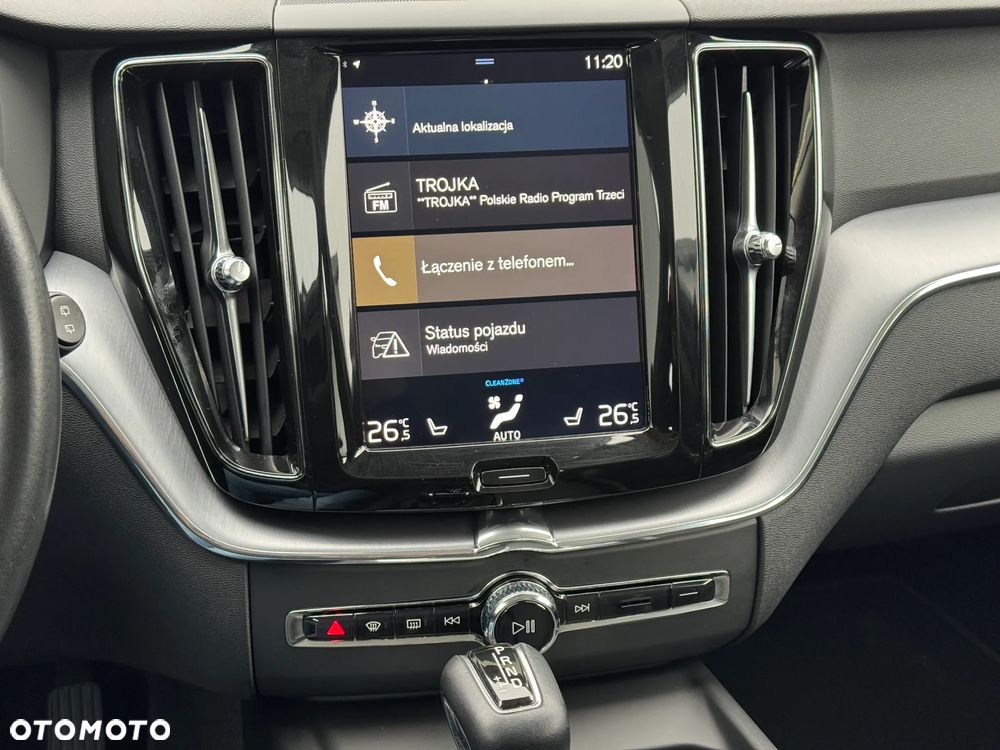 Volvo XC 60 D4 Momentum Pro - 16