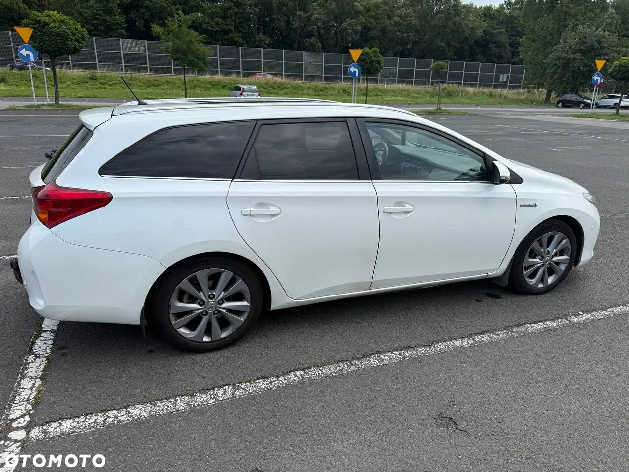 Toyota Auris Hybrid 135 Prestige - 6