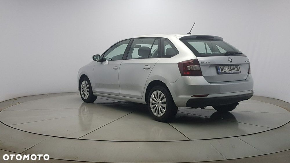 Skoda RAPID - 5