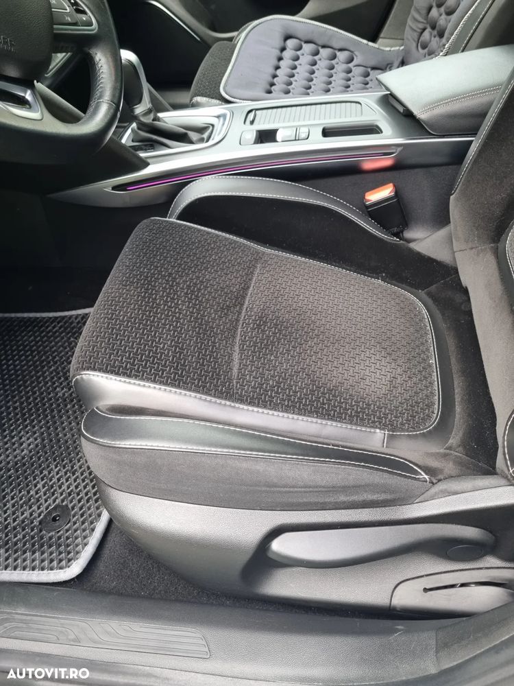 Renault Megane Energy dCi EDC Intens - 22