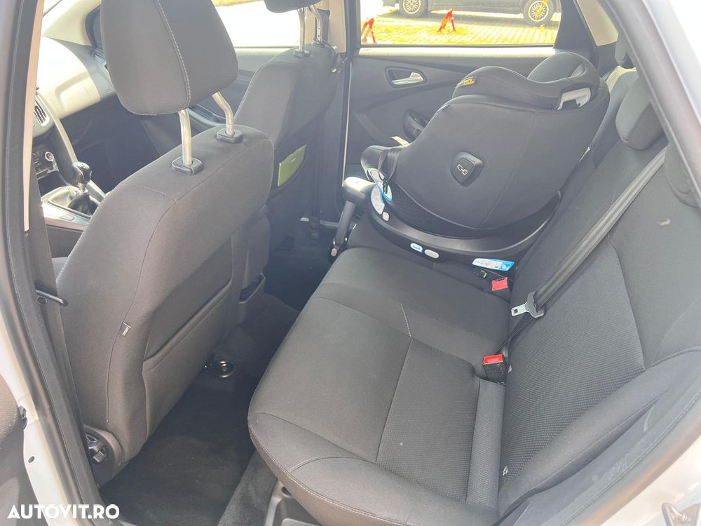 Ford Focus 1.0 EcoBoost Trend Edition - 13
