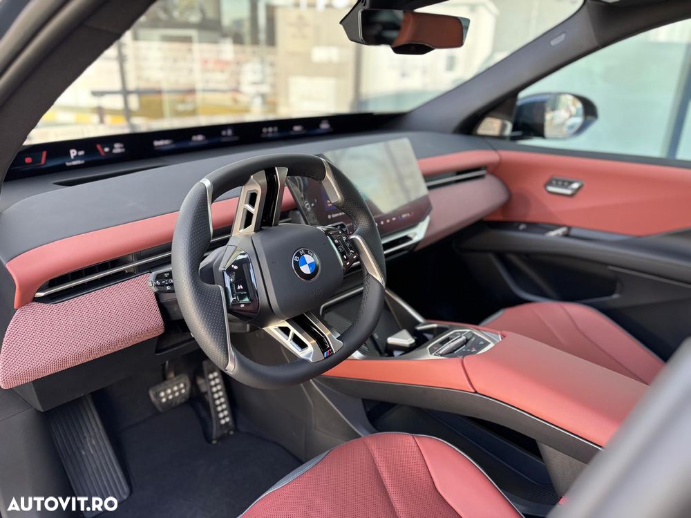 BMW iX3 50 xDrive - 11