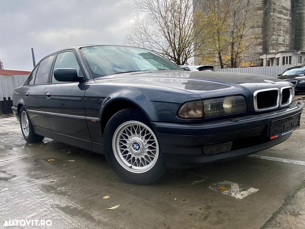 BMW Seria 7 - 1