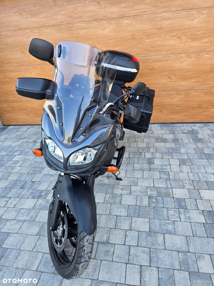 Suzuki V-STROM - 2