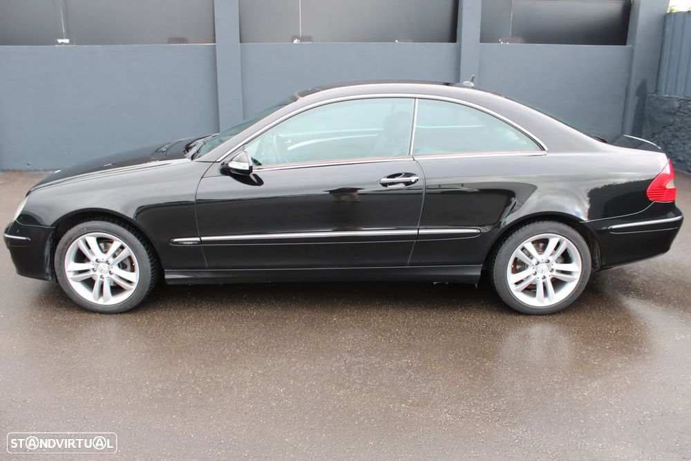 Mercedes-Benz CLK 220 CDi Avantgarde Aut. - 6