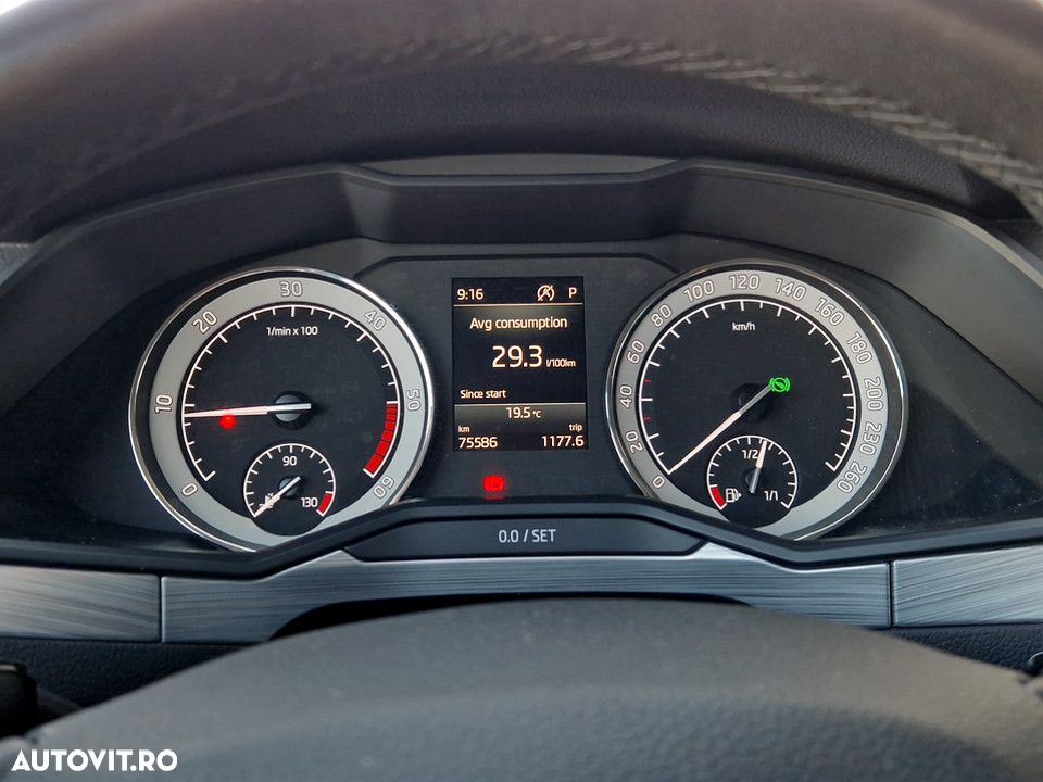 Skoda Superb 2.0 TDI DSG Ambition - 21