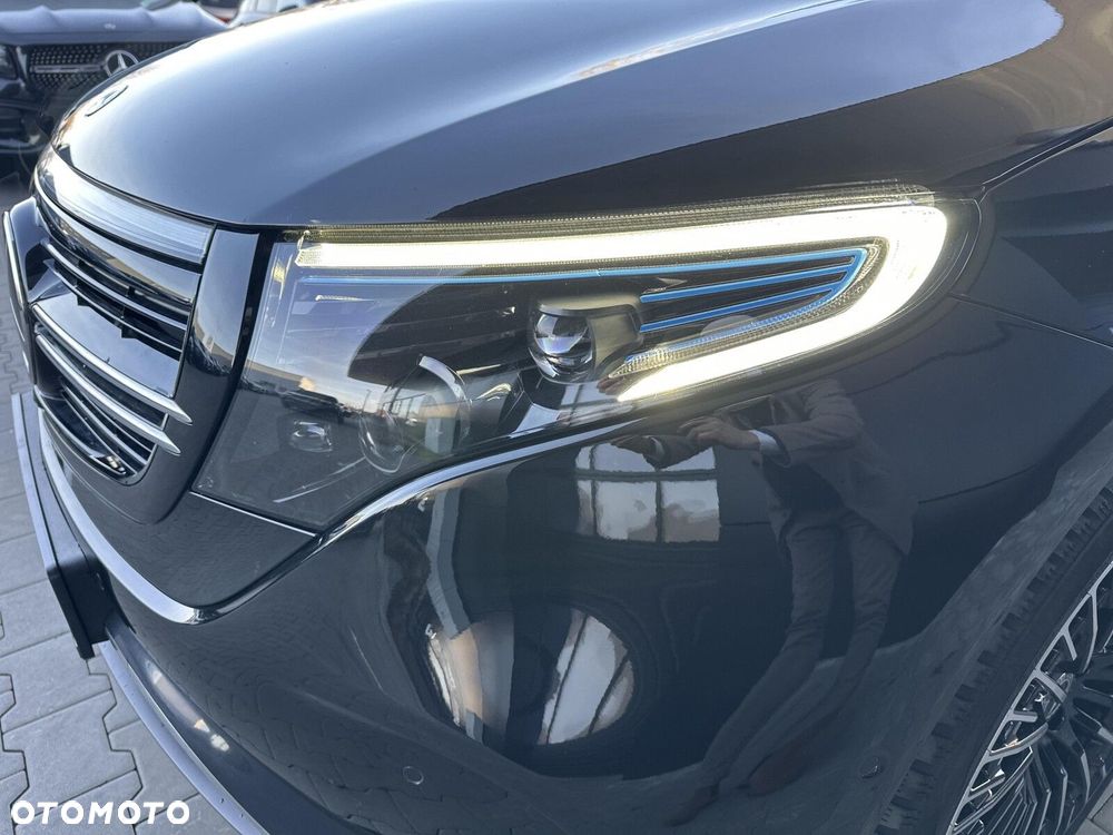 Mercedes-Benz EQC - 16
