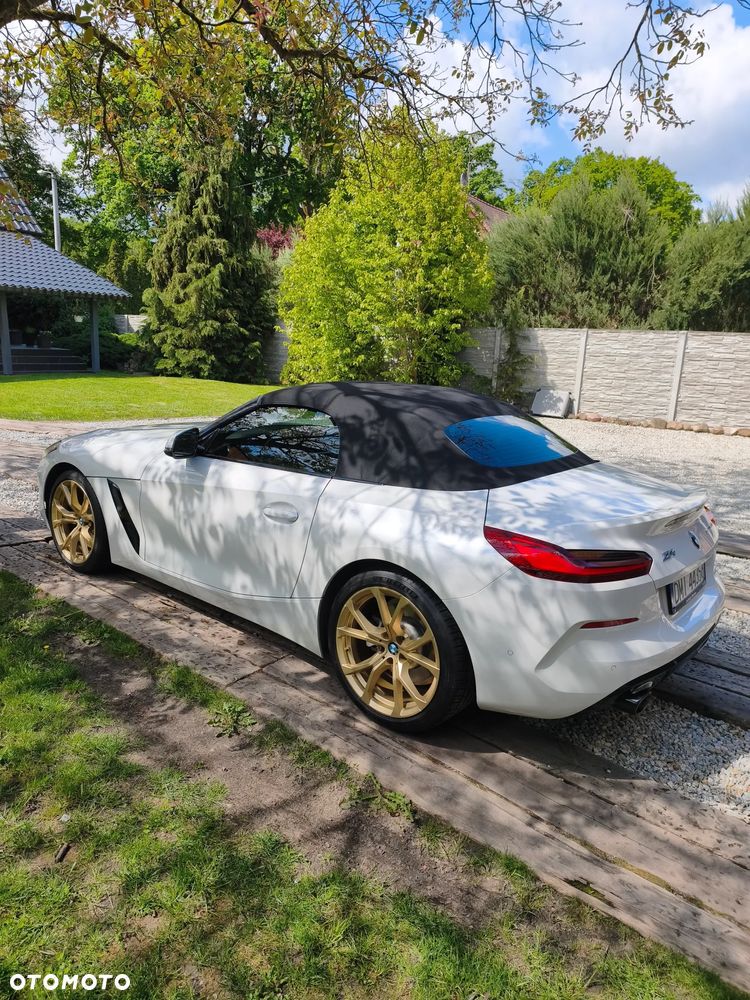 BMW Z4 sDrive30i - 16
