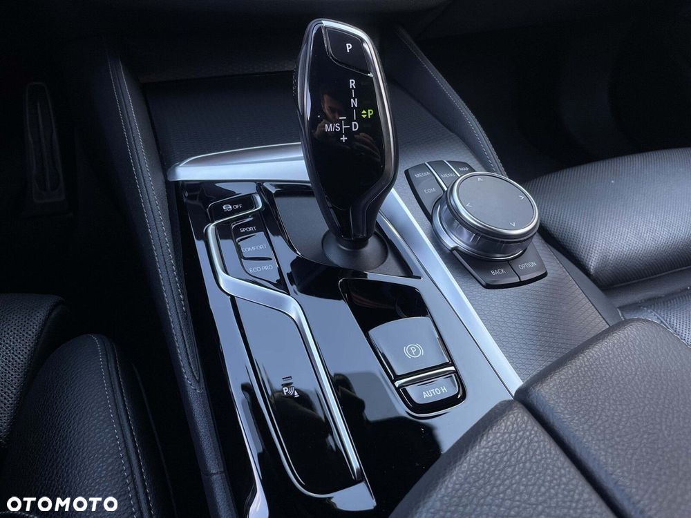 BMW Seria 5 - 13
