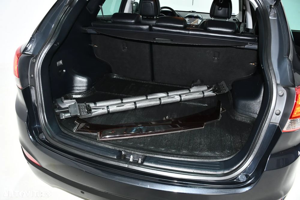 Hyundai ix35 2.0 CRDI 4WD Premium - 21