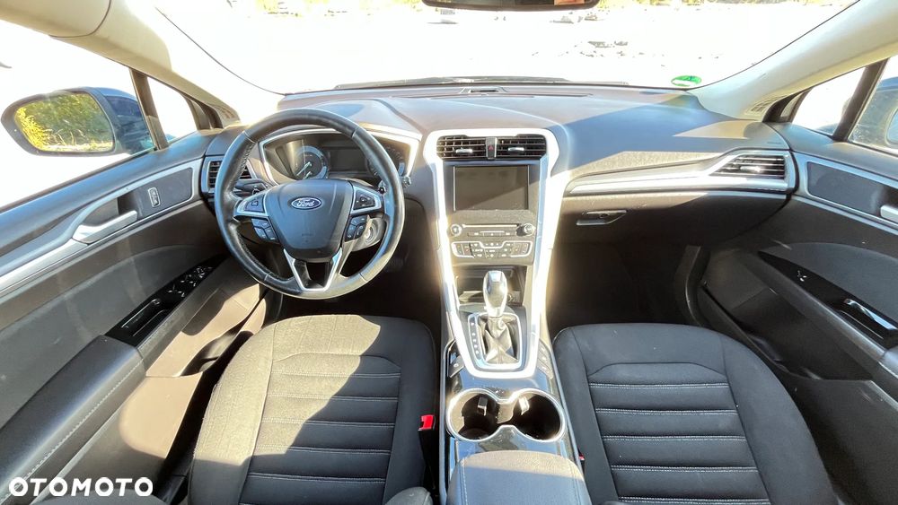 Ford Mondeo - 24