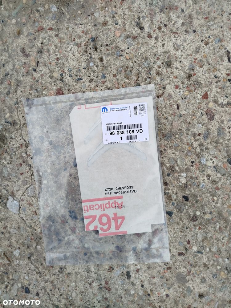 Citroen C5 III znaczek emblemat logo tył Nowy - 1