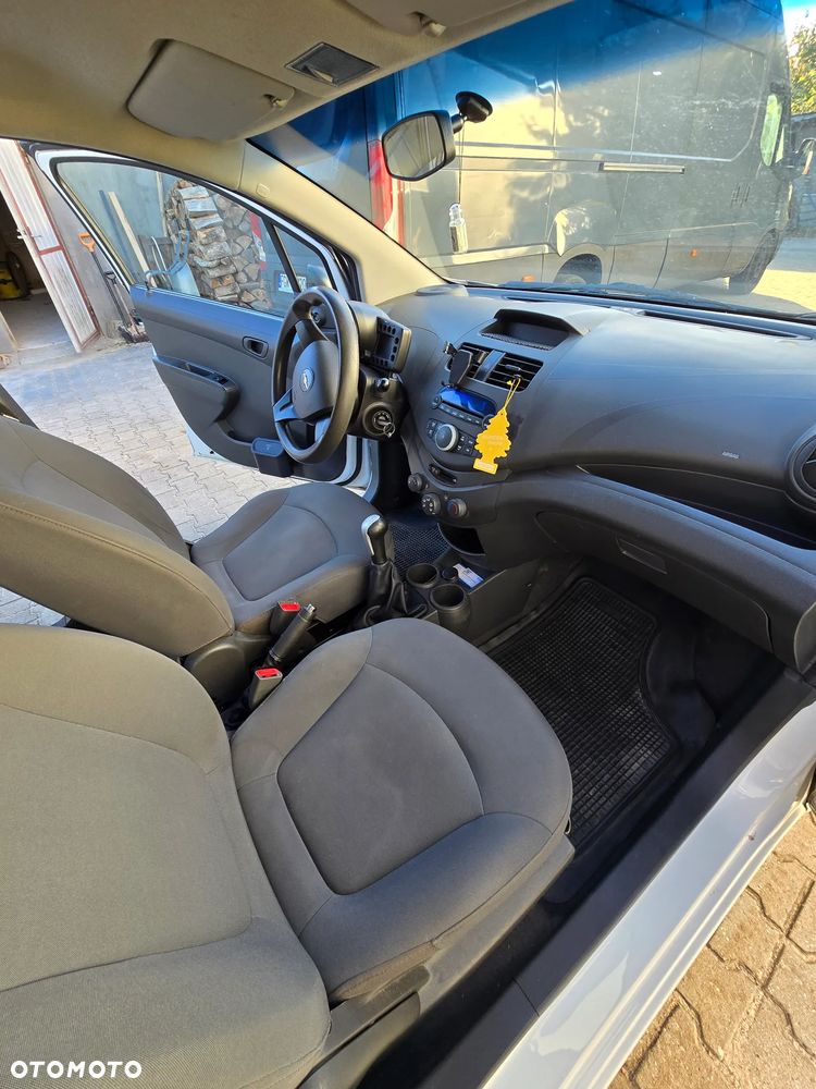 Chevrolet Spark 2011 photo 5