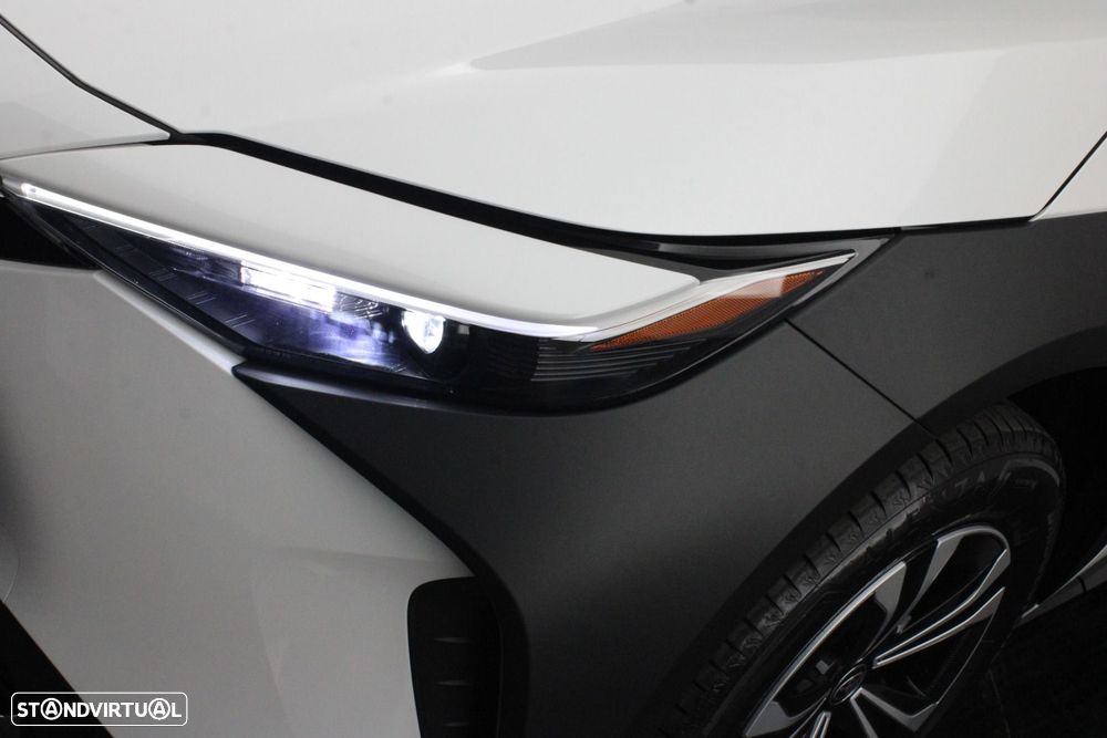 Toyota bZ4X 71,4 kWh Exclusive - 37