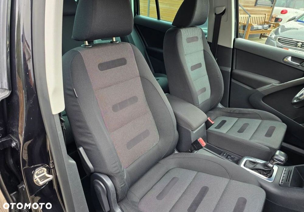 Volkswagen Tiguan - 16