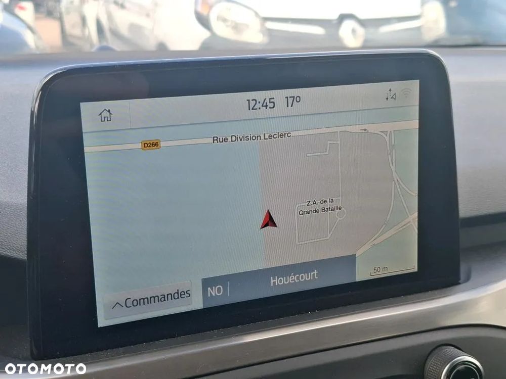 Ford Focus 1.5 EcoBlue Start-Stopp-System TITANIUM - 4