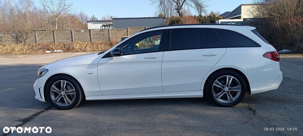 Mercedes-Benz Klasa C 220 d 9G-TRONIC AMG Line - 9