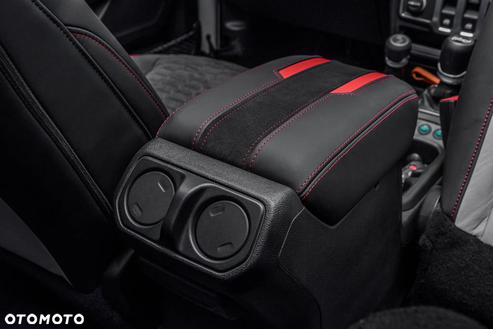 Jeep Wrangler - 19