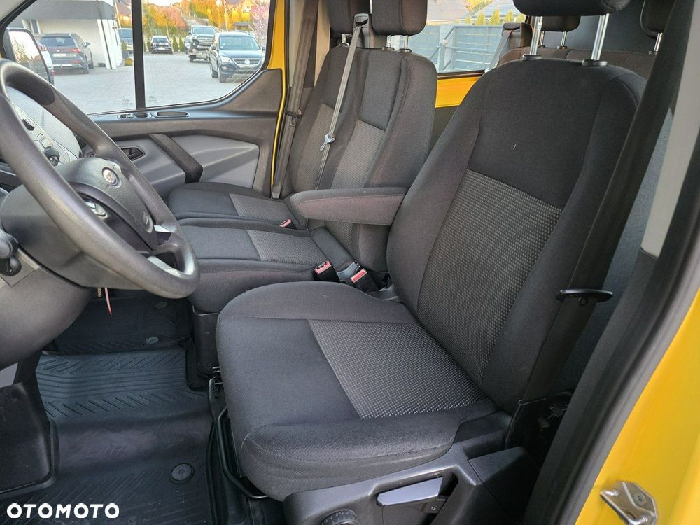 Ford Transit Custom - 12