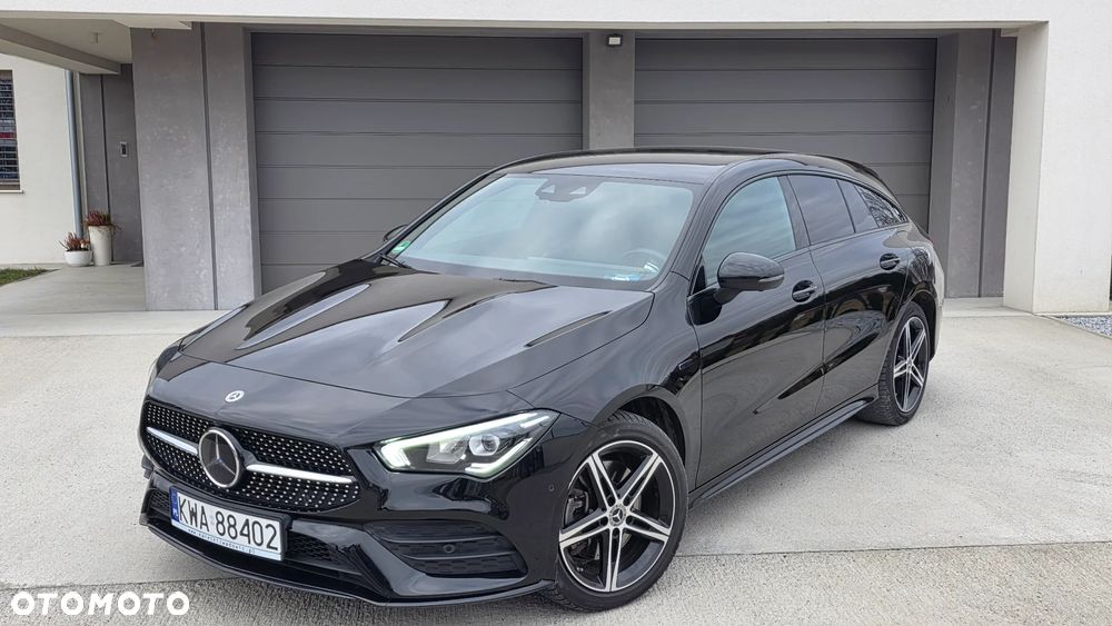 Mercedes-Benz CLA 250 E AMG Line 8G-DCT - 3