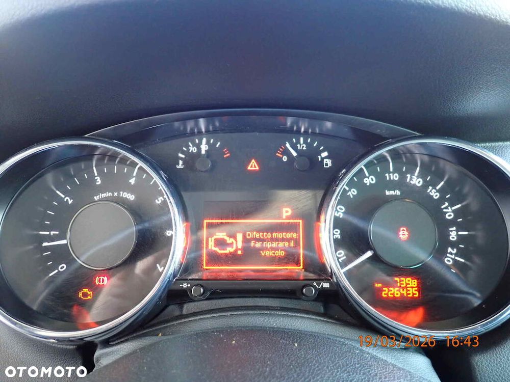 Peugeot 5008 THP 165 EAT6 Stop & Start Active - 5