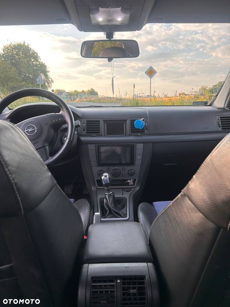 Opel Vectra 2.0 T Elegance - 8