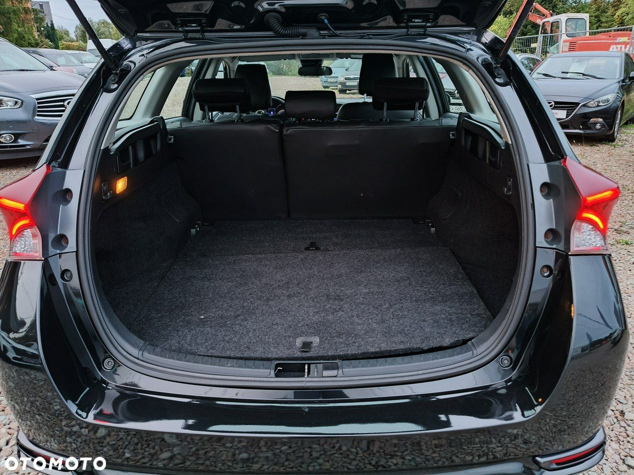 Toyota Auris - 8