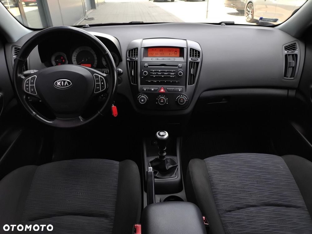 Kia Ceed 1.6 Crdi Optimum - 23